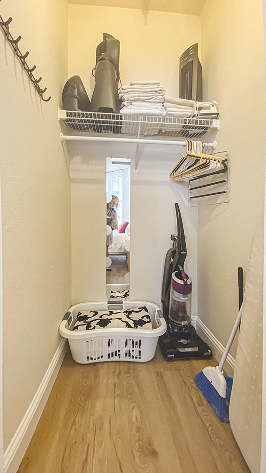 walk in closet